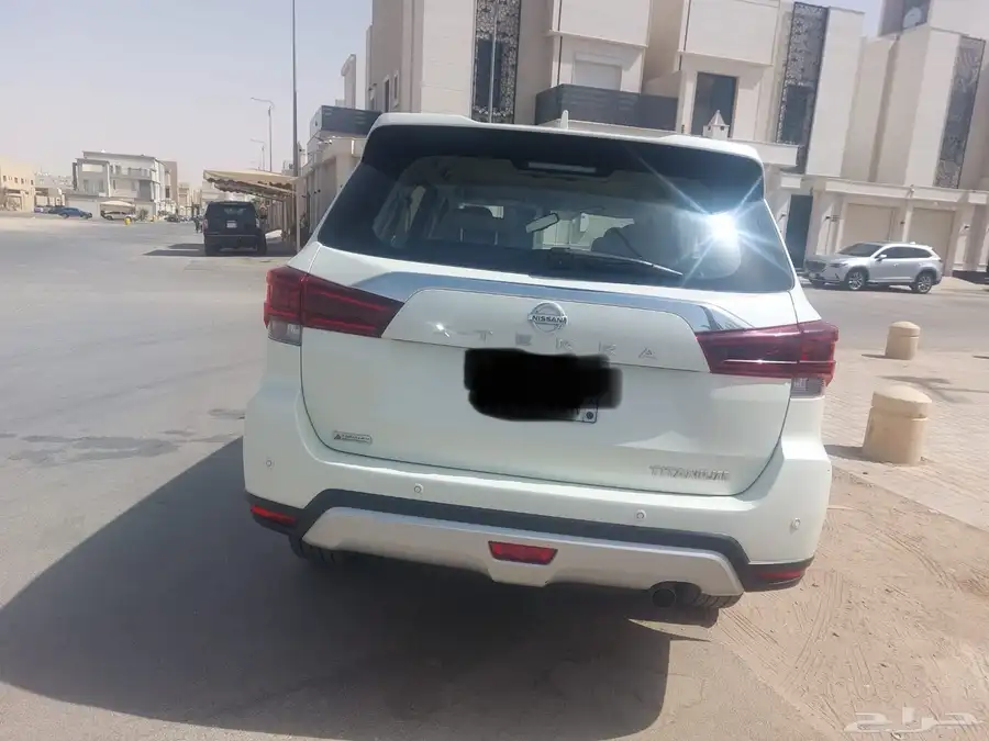 نيسان اكستيرا 2021 3