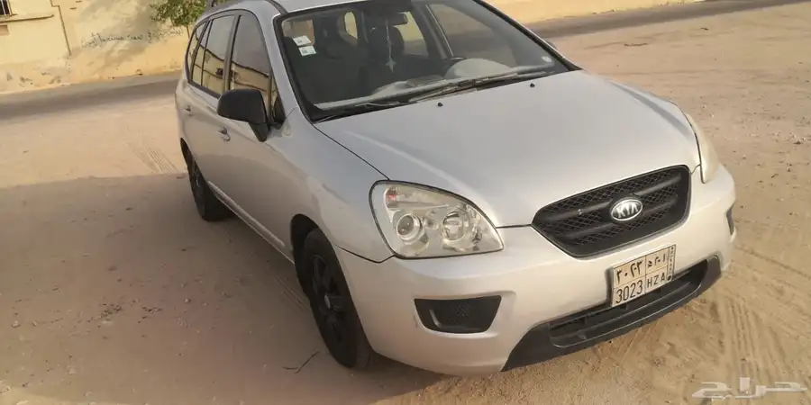 كيا كارينز 2009 2
