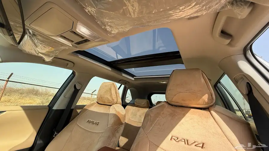 Toyota RAV4 2025 limited Full 15