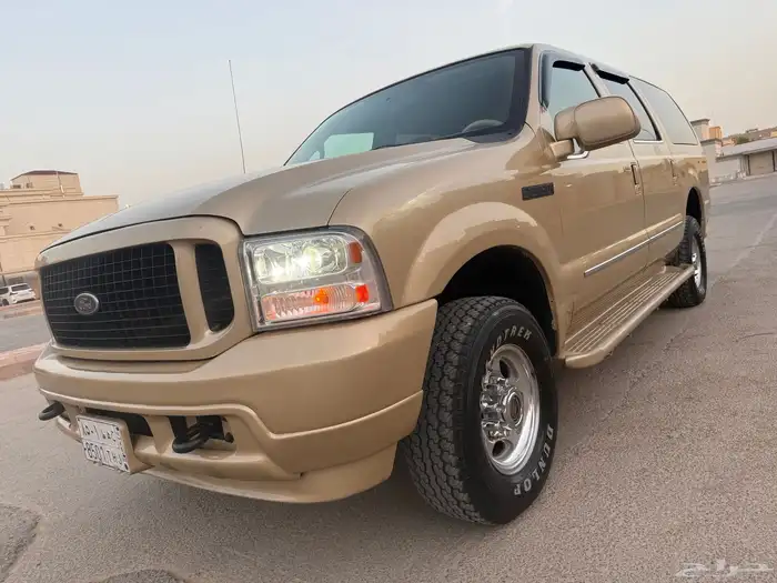 فورد اكسكيرجن 2003 عداد (90) نضيفه جدان 0