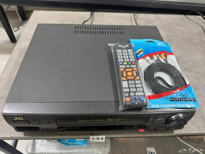 (تم البيع) جهاز فيديو (VHS) ماركة JVC ياباني بند (141) 3