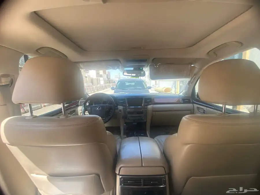جيب لكزس LX570 أسود 6