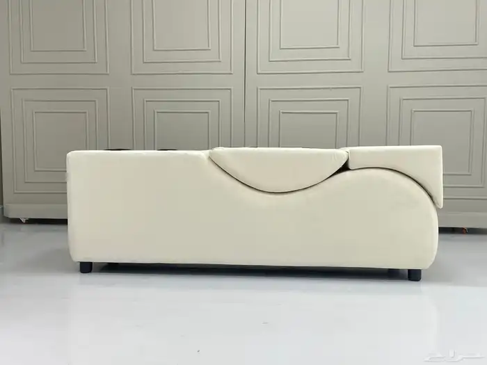 أريكة رومانسية بطابع أنيق ومظهر راقي   متوفر تابي 2