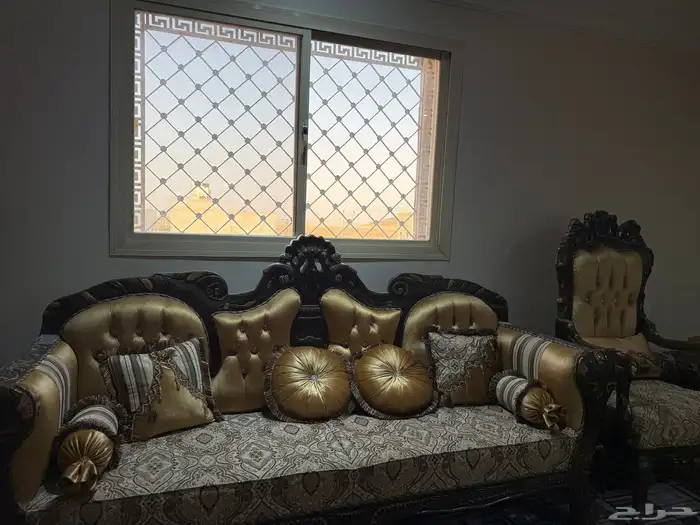 طقم كنب للبيع 0