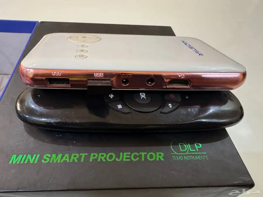 ميني بروجكتور - mini projector 2