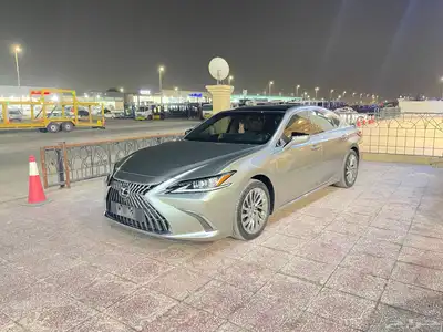 لكزس ES 350 سعودي موديل 2024 مستخدم ماشي 26 1