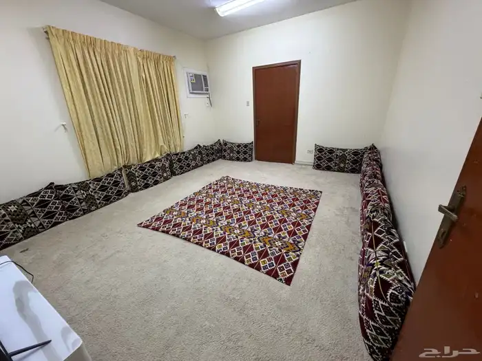 بيع أثاث نظيف جدا  الجبيل الصناعيه 6