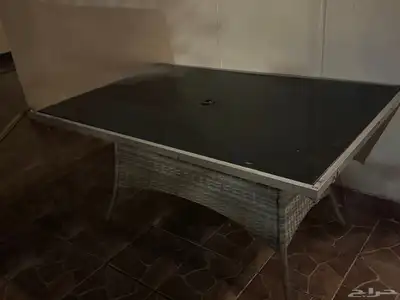 جلستين خارجيه طاولات زجاجيه طاولات خشب كراسي بلاستيك 2
