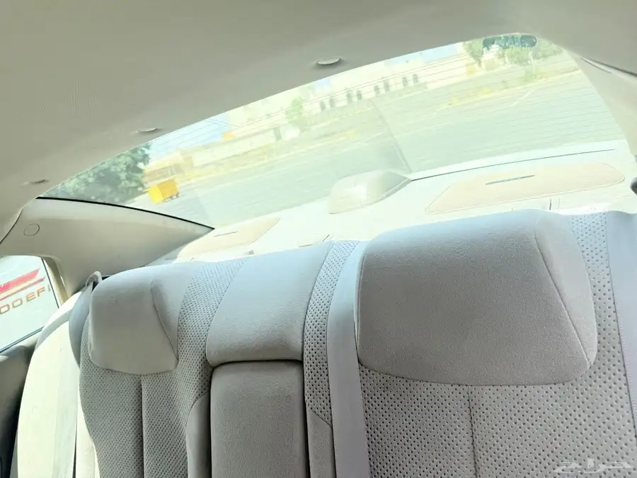 Nissan Altima 1