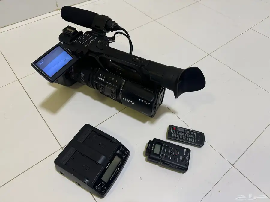 كاميرا سوني للبيع For sale SONY HVR-Z5E 0