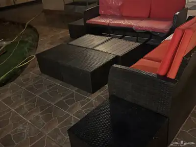 جلستين خارجيه طاولات زجاجيه طاولات خشب كراسي بلاستيك 3