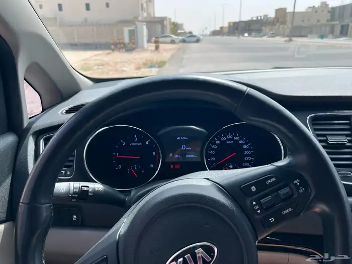 كيا كرنفال 2020 ديزل 9 مقاعد تم البيع 6