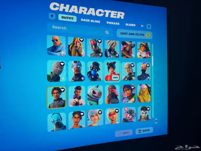 حساب أساسي فورتنايت شخصي 244سكن السيزون الرابع الين الأخير 2