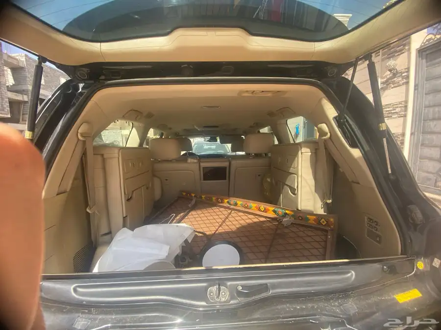 جيب لكزس LX570 أسود 7