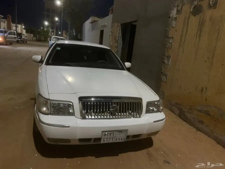 فورد جراند ماركيز 2010 0