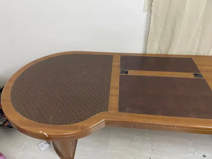 مكتب خشب ثقيل 2