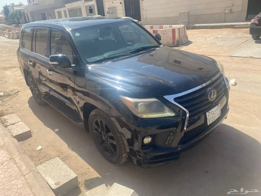 جيب لكزس LX570 أسود 3