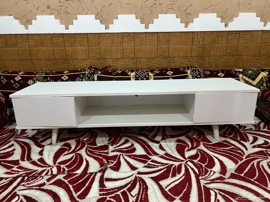 طاولة تلفزيون 0