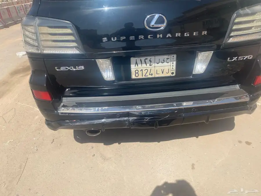 جيب لكزس LX570 أسود 5