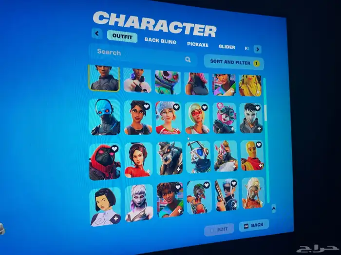 حساب أساسي فورتنايت شخصي 244سكن السيزون الرابع الين الأخير 5