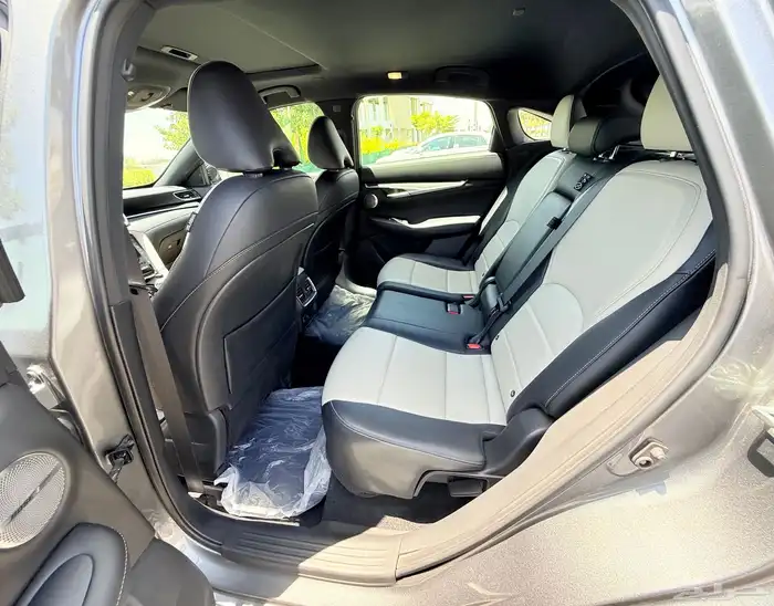 إنفينيتي QX55 2022 SENSORY اعلي فئة علي الضمان 10