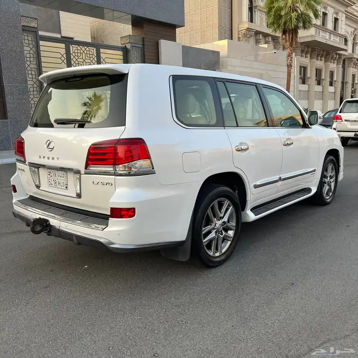 تم البيع الله يبارك للبائع والمشتري . 11