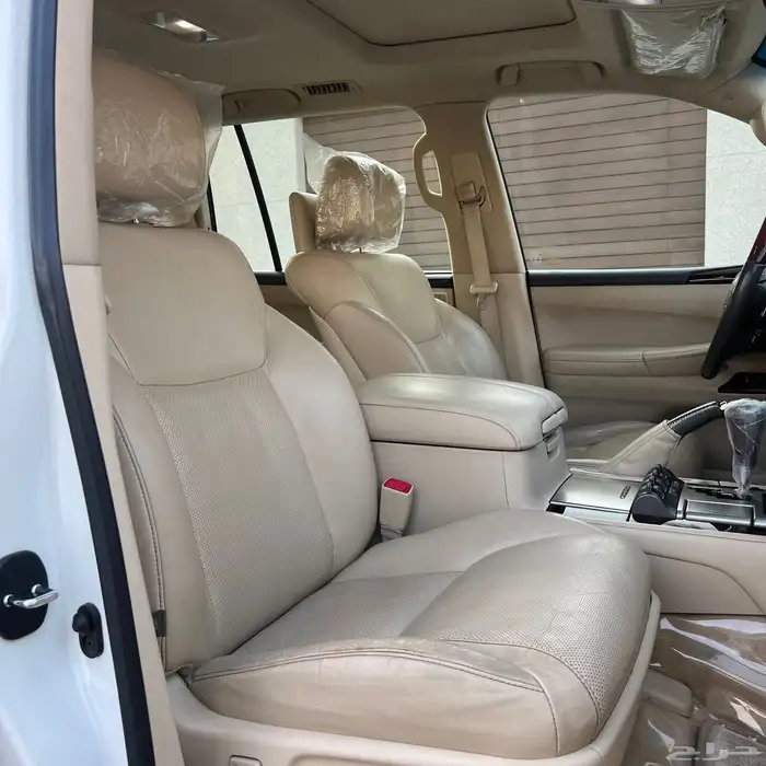 تم البيع الله يبارك للبائع والمشتري . 32