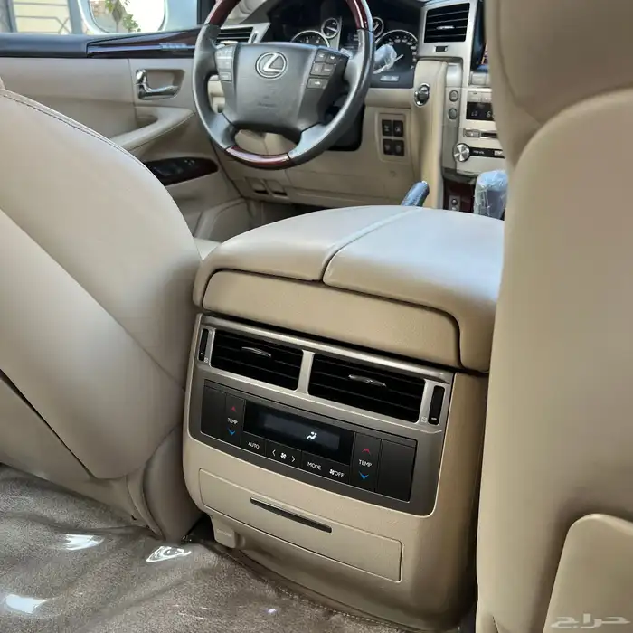 تم البيع الله يبارك للبائع والمشتري . 37