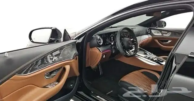 Mercedes AMG GT 4 door  63 S 4Matic 2024 3