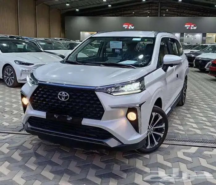تويوتا فيلوز نص فل 2024 كاش وتقسيط 2