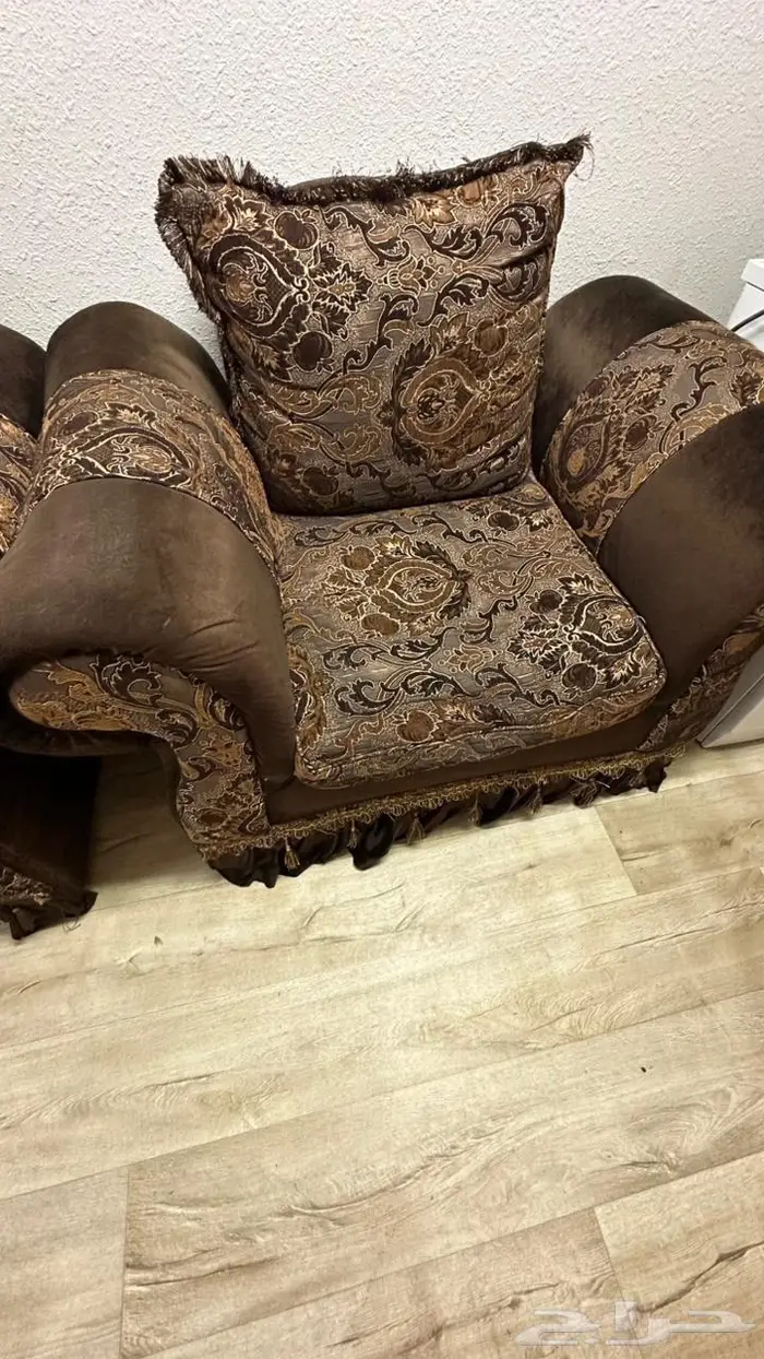 كنب امريكي ب 300 فقط للبيع المستعجل 3