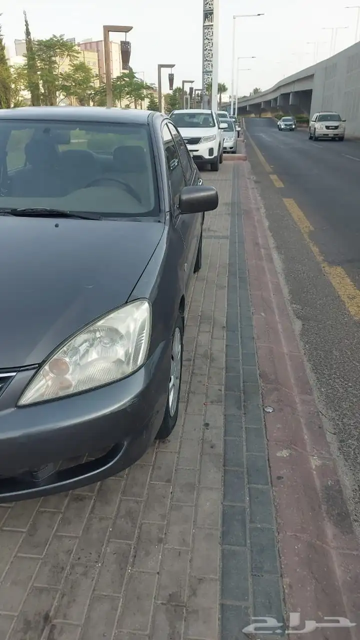 متسوبيشي لانسر 2011 للبيع 8