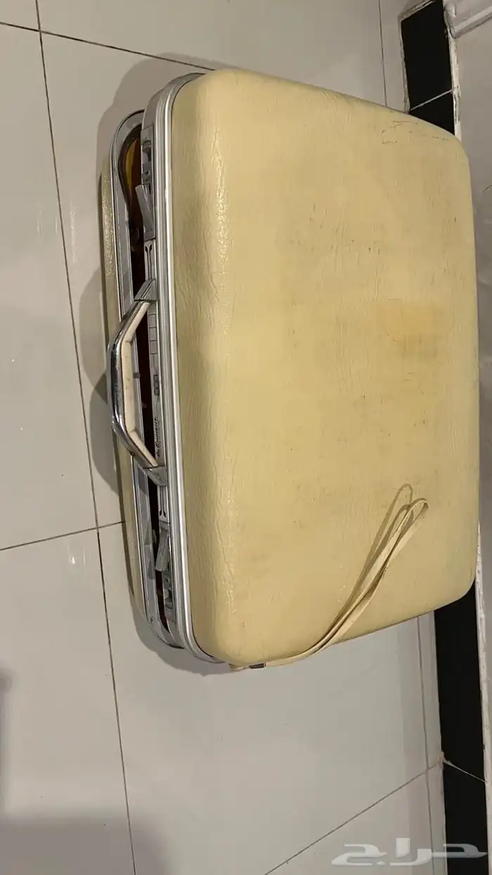 شنطه تراث قديمه 1