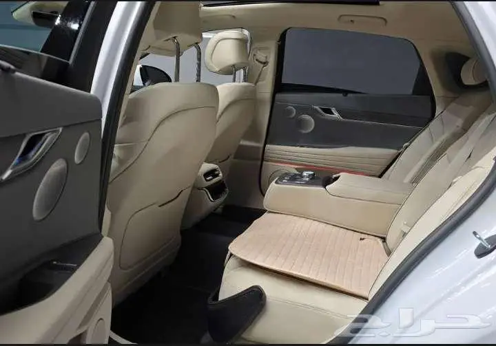 جينيسيس G80 2025 8