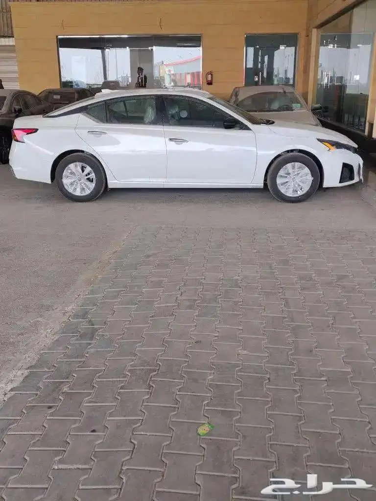 نيسان التيما ستاندر S سعودي 2025 بقسط 1550 الحسن 4