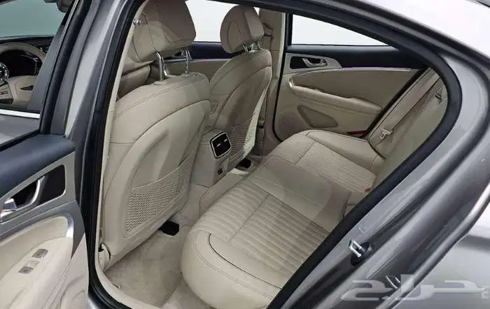 جينيسيس G70 2024 10