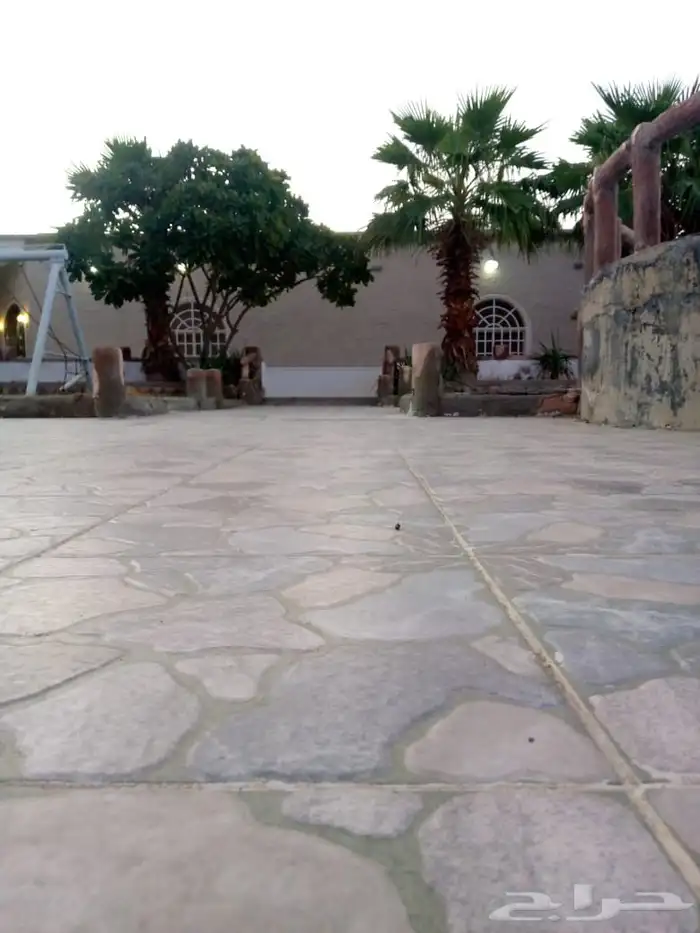 استراحة قسمين للبيع 14