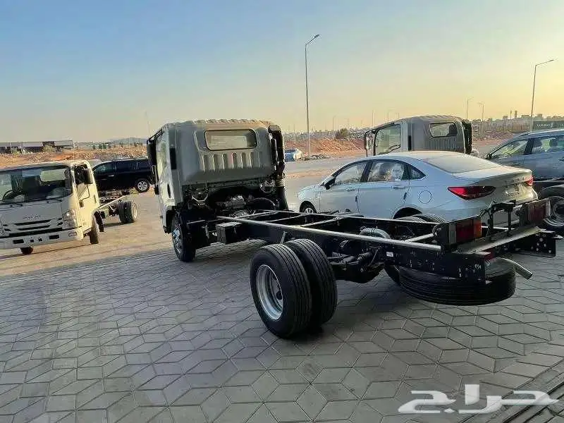 ايسوزو دينا 4 طن شاص 4.35 متر 2025 - عروض المؤسسات 14