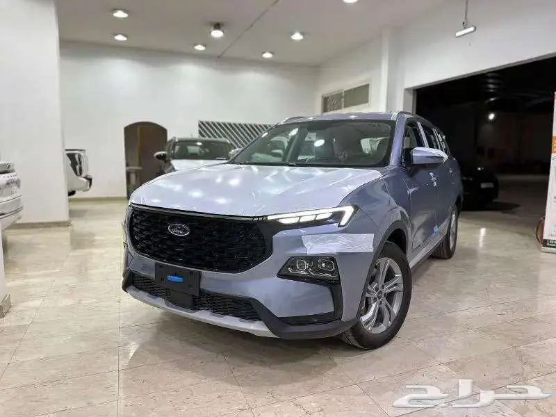 فورد تيرتوري امبيانتي موديل 2025 8