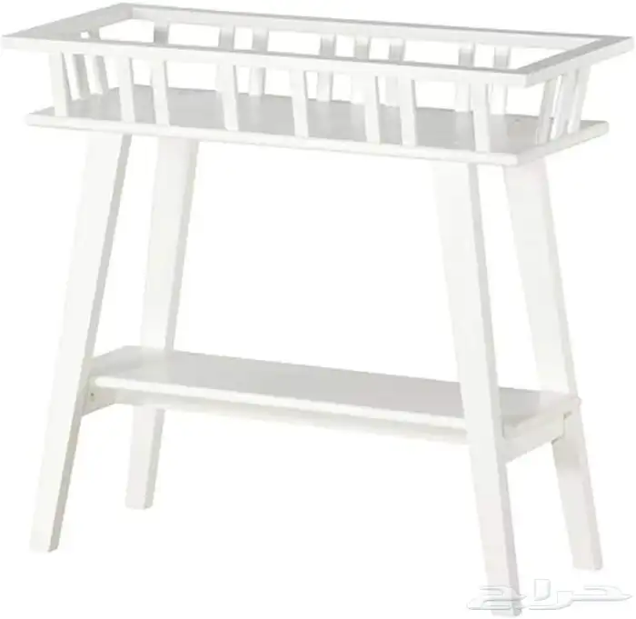 حامله نباتات وتحف وفيها 3 فازات كبيره 4