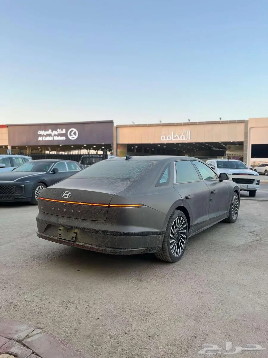هونداي ازيرا كلاجرافي 2025 8