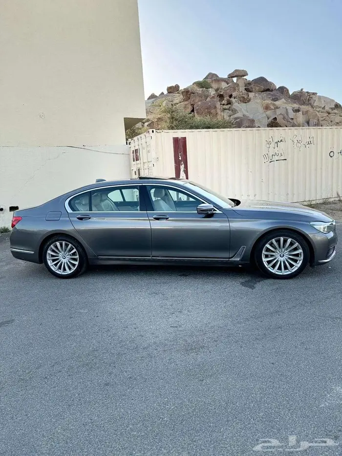 للبيع BMW 2017 مصينة صيانة شاملة ثاني مالك 27