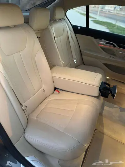للبيع BMW 2017 مصينة صيانة شاملة ثاني مالك 9