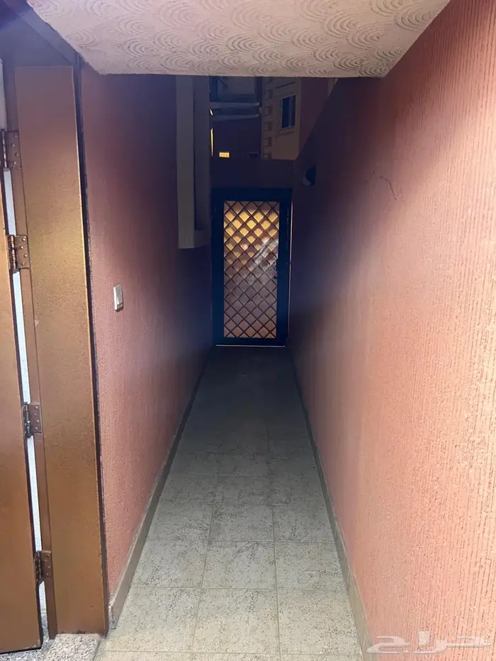فيلا في موقع مميز للايجار ( السنوي ) 14