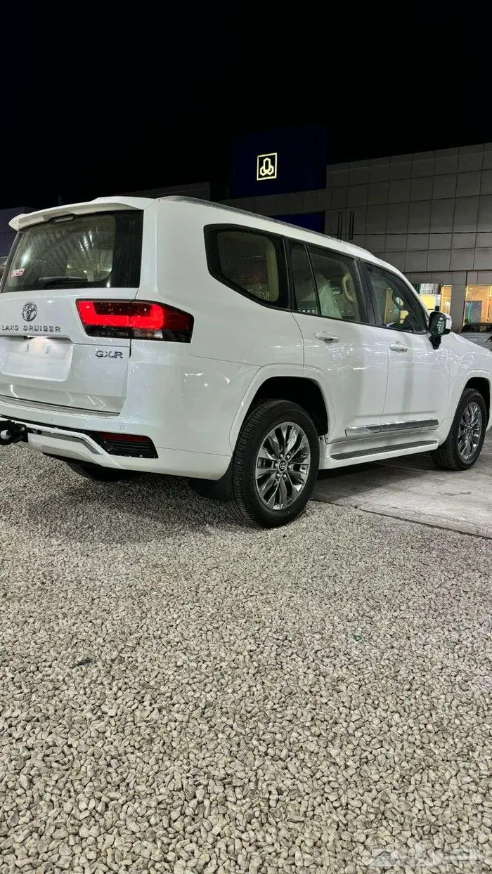 لاندكروزر جي اكس ار 2024 L4 ديزل سعودي 3