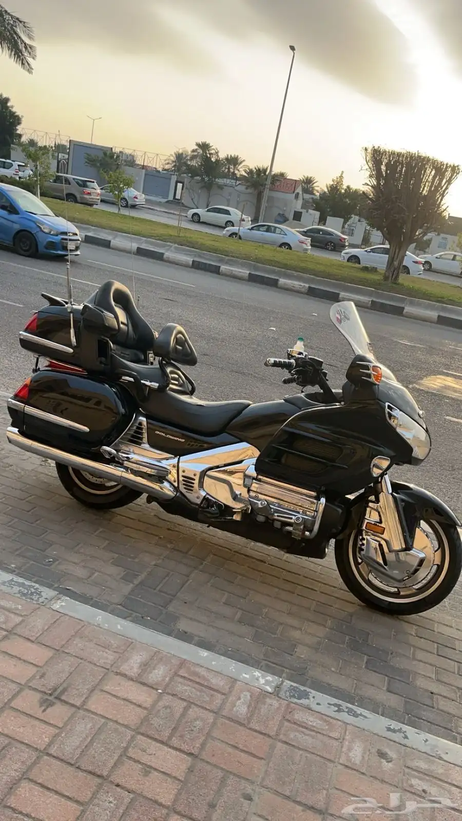 للبيع قولد وينق 1