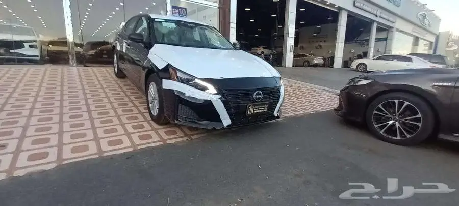 نيسان التيما S ستاندر 2025 1