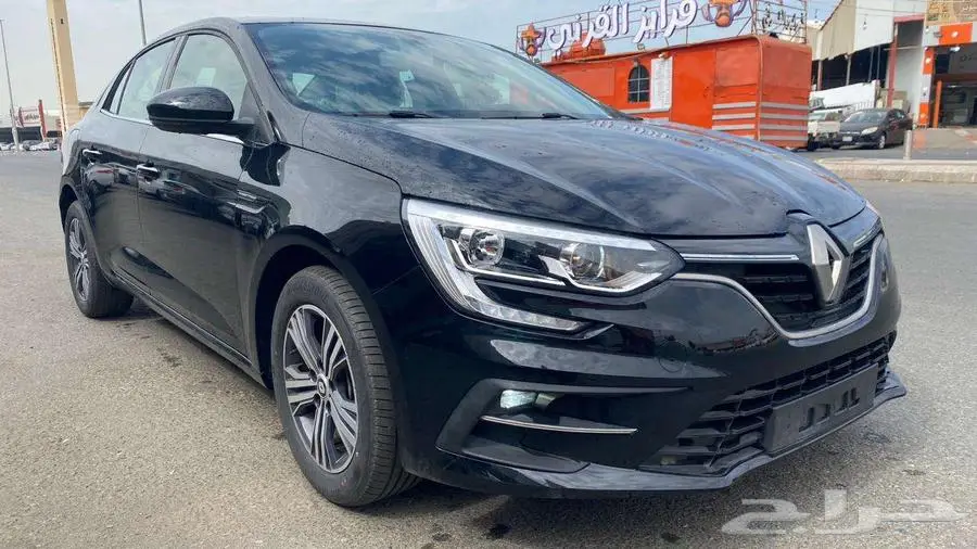 رينو ميجان نص فل 2024 10