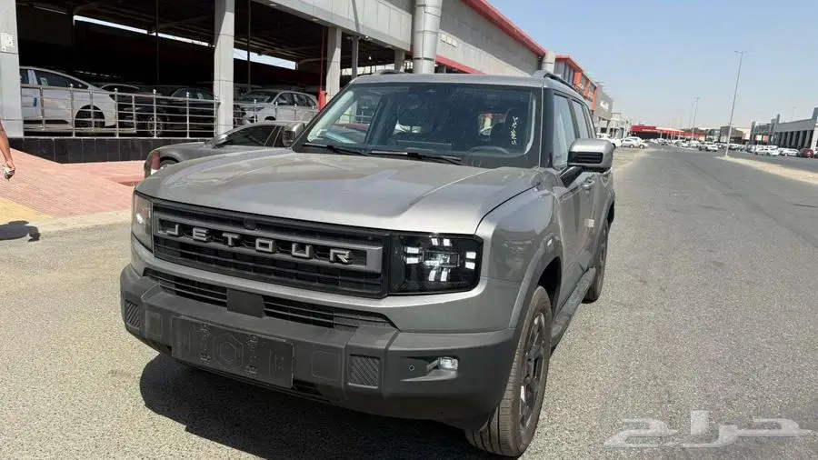 جيتور T1 لاكجري 2025 5
