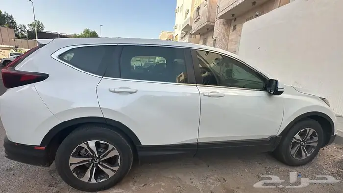هوندا سي ار في 2022 DX 2